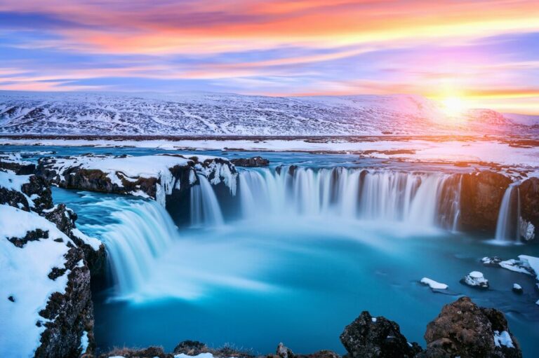 Seljalandsfoss Waterfall: The Must-Visit Gem of Iceland's Natural Wonders