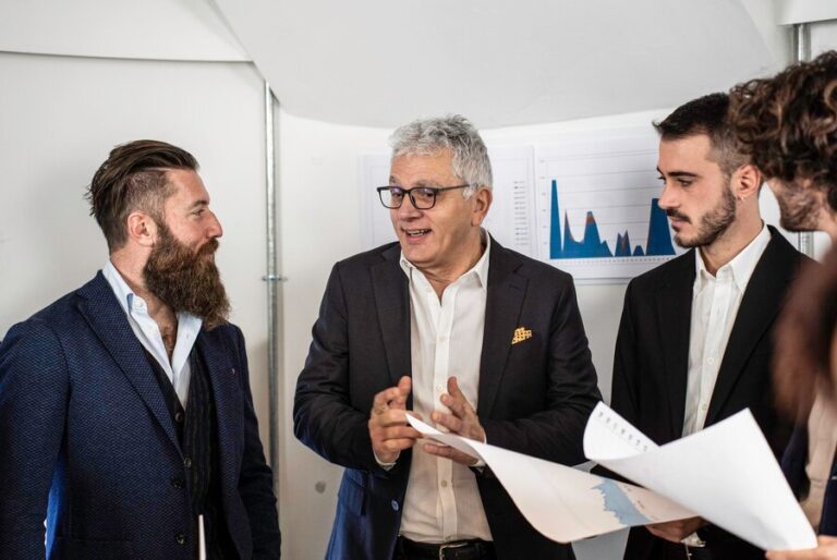 A Comprehensive Guide to ywc186248 for SMEs and Entrepreneurs
